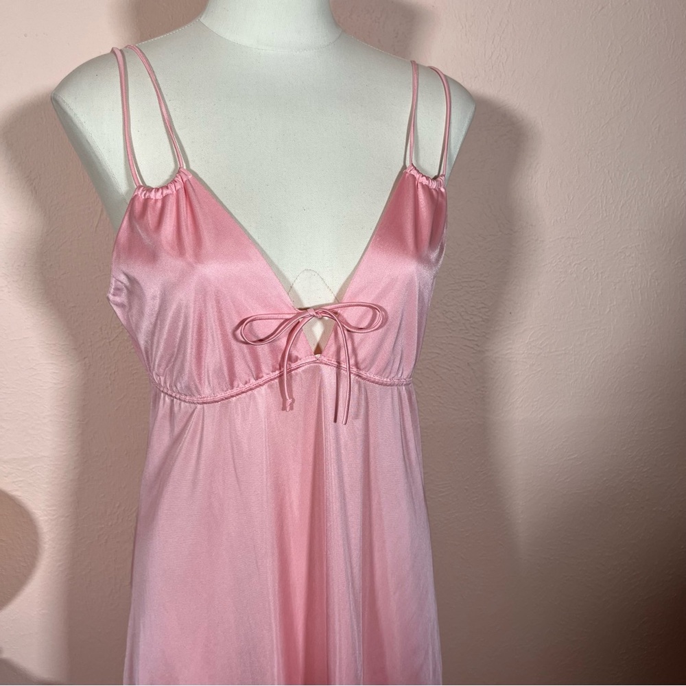 Vintage 1970 Mod Minimalist Pink Satin Feminine Long Slip Dress nightgown